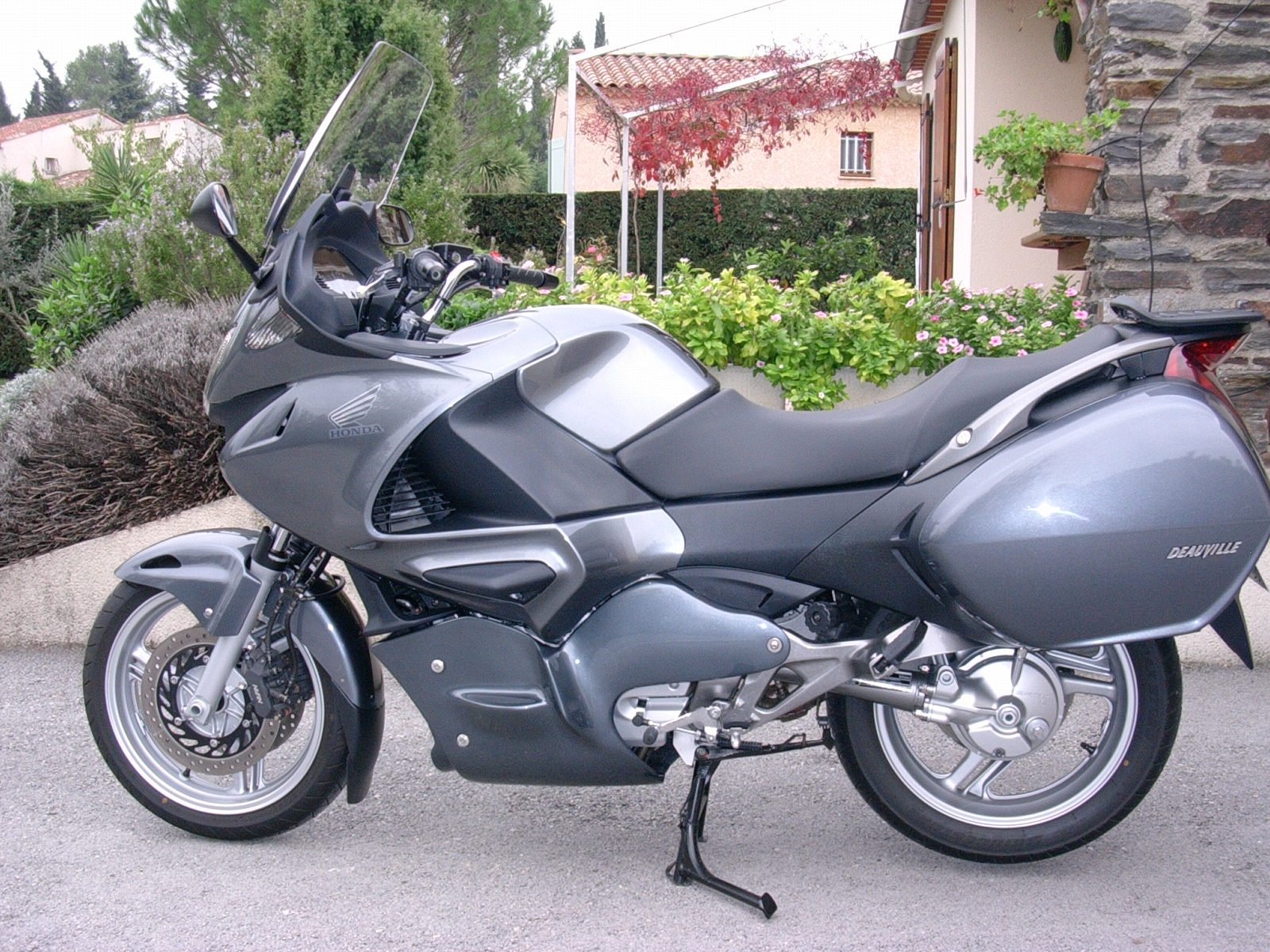 Bas de carenage deauville 700 honda #2